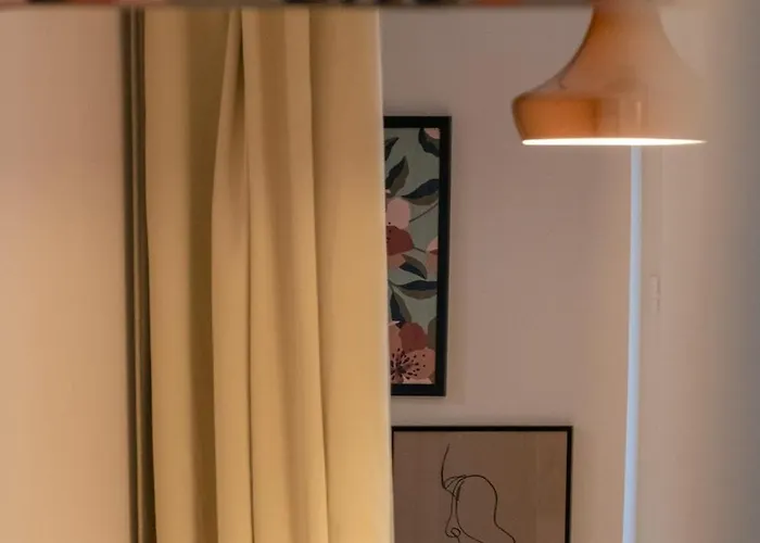 - Renove Au Coeur De Apartment